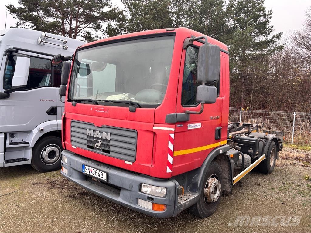 MAN TGL 12.180 Autocabinati