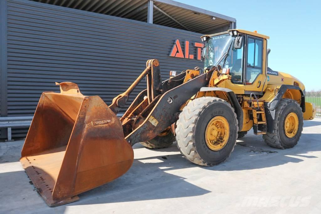 Volvo L120G Pale gommate