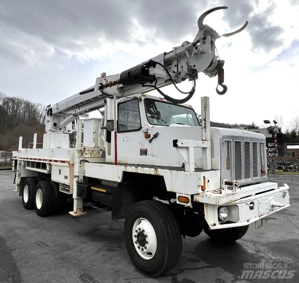 International 2647 Camion altro