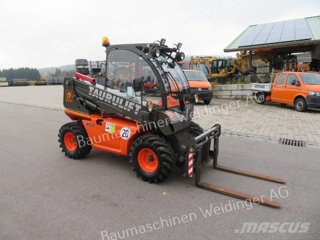 Ausa T 144 HX 4 Sollevatori telescopici