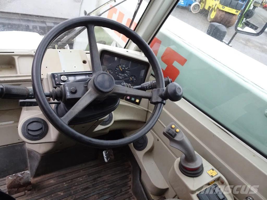 CLAAS 974 Sollevatori telescopici