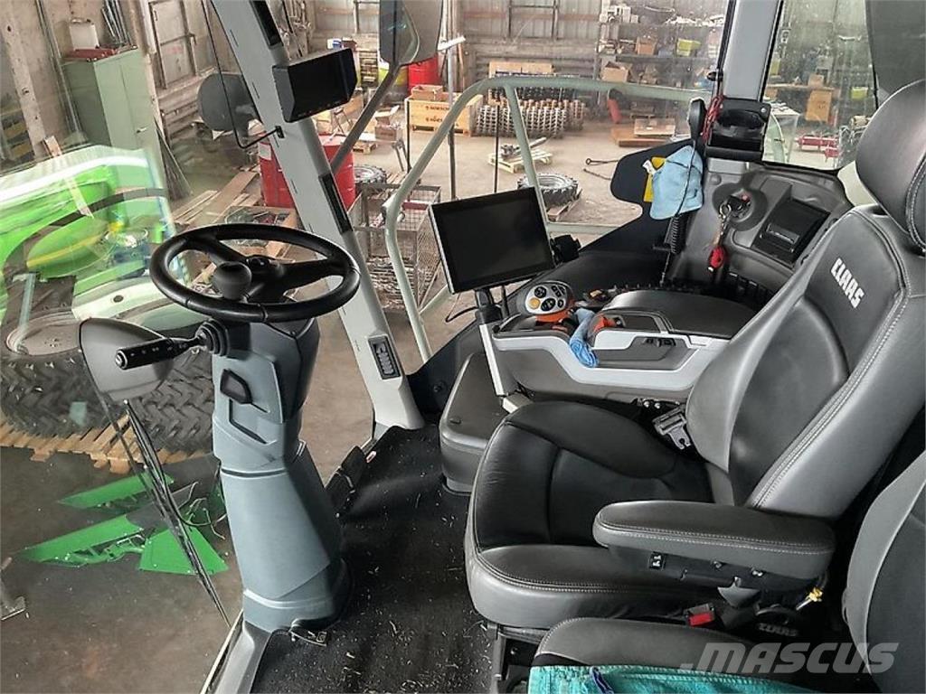 CLAAS Jaguar 980 Trince semoventi