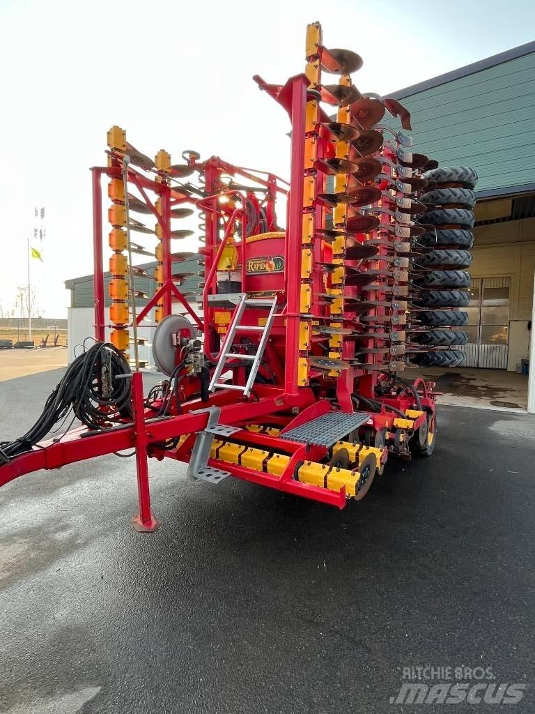 Väderstad Rapid800 Perforatrici