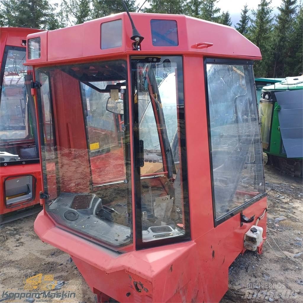 Valmet 941 Cabine e interni