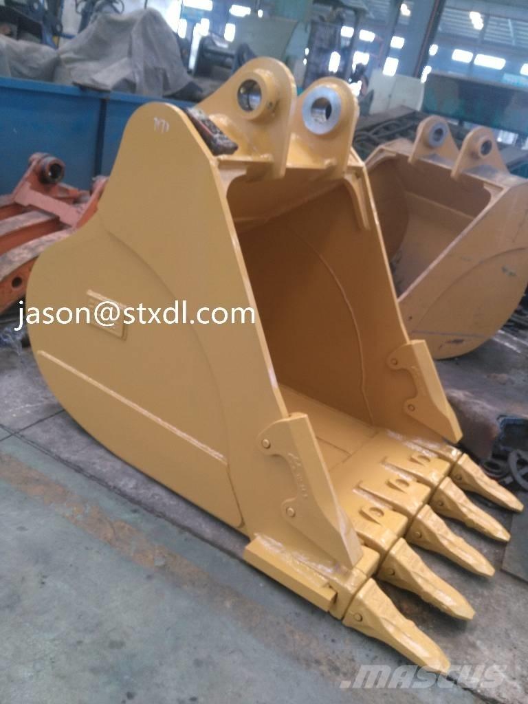 CAT 323 Rock Bucket Benne