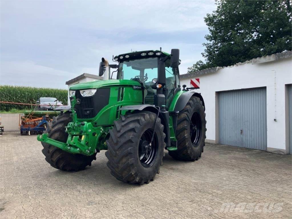 John Deere 6R 250 Trattori