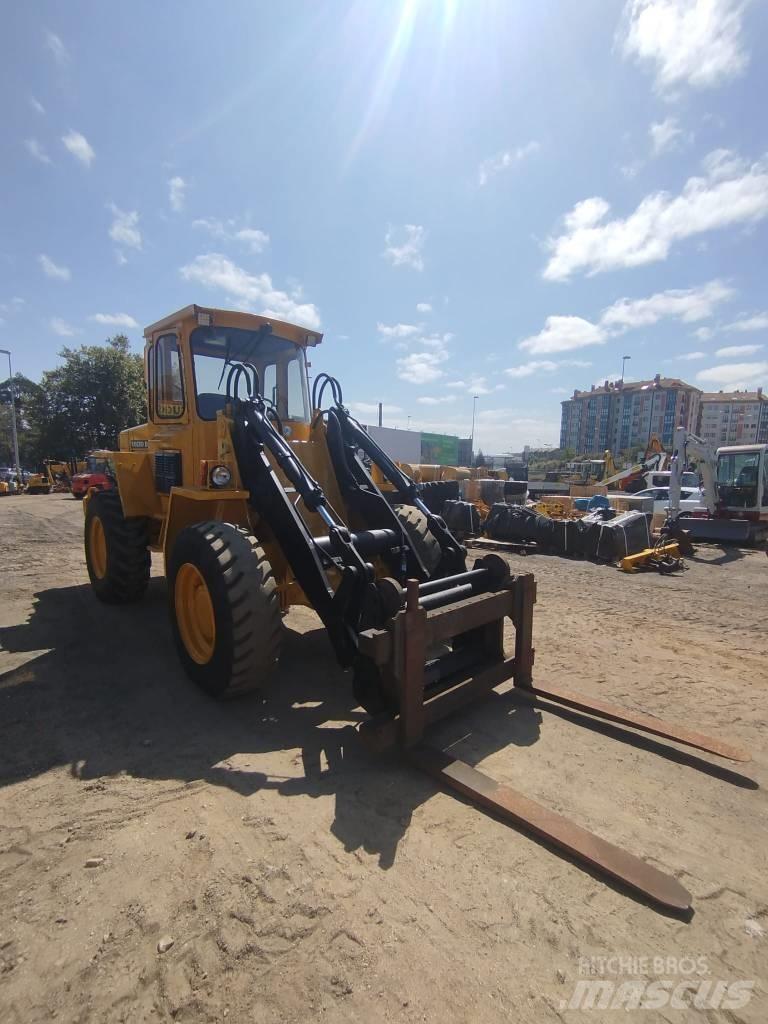 Volvo BM 4200 Pale gommate