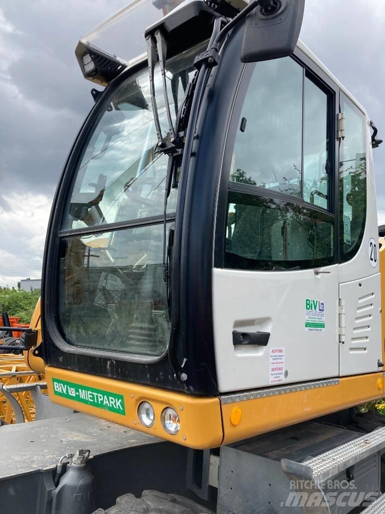 Liebherr A 918 Escavatori gommati