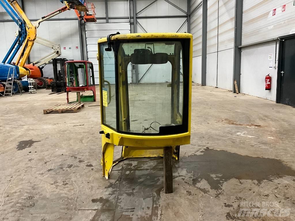 Yanmar Vio 20 / vio 25 Cabine e interni