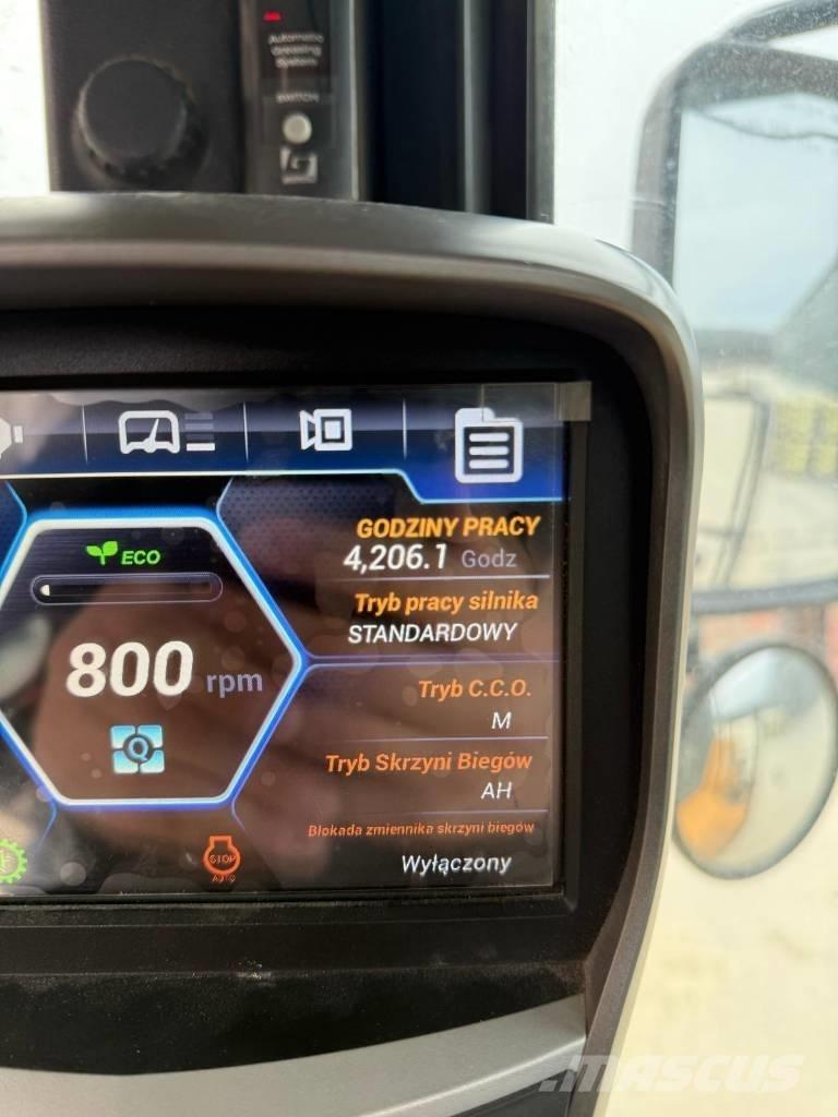 Hyundai HL 960 Pale gommate