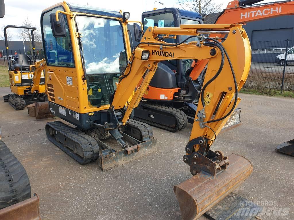 Hyundai R18-9 Miniescavatori