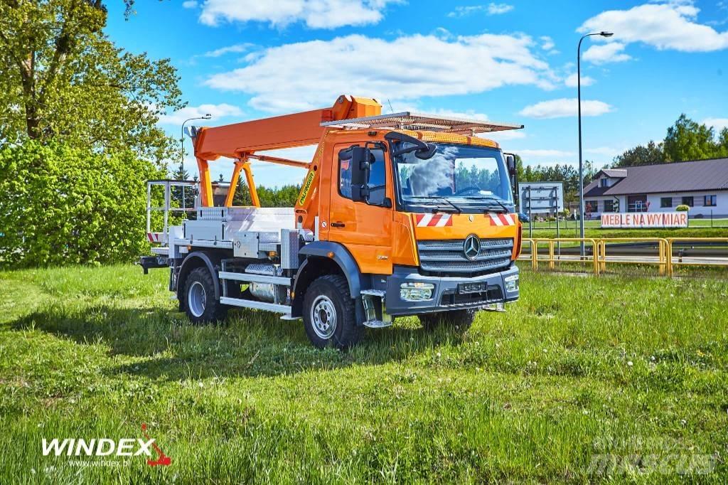 Palfinger P 250 BK Piattaforme autocarrate
