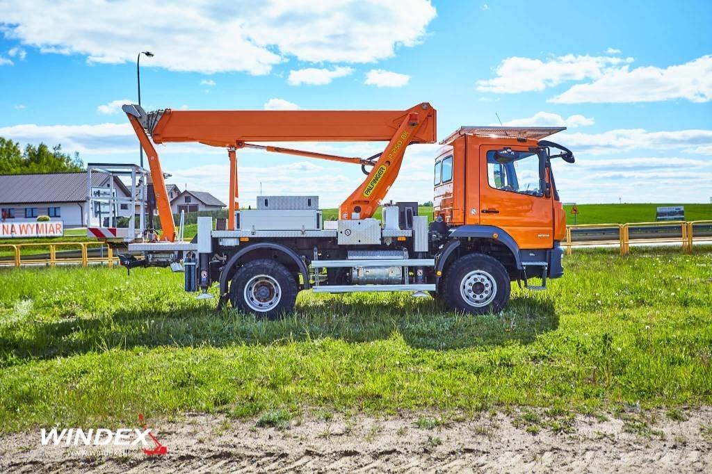 Palfinger P 250 BK Piattaforme autocarrate