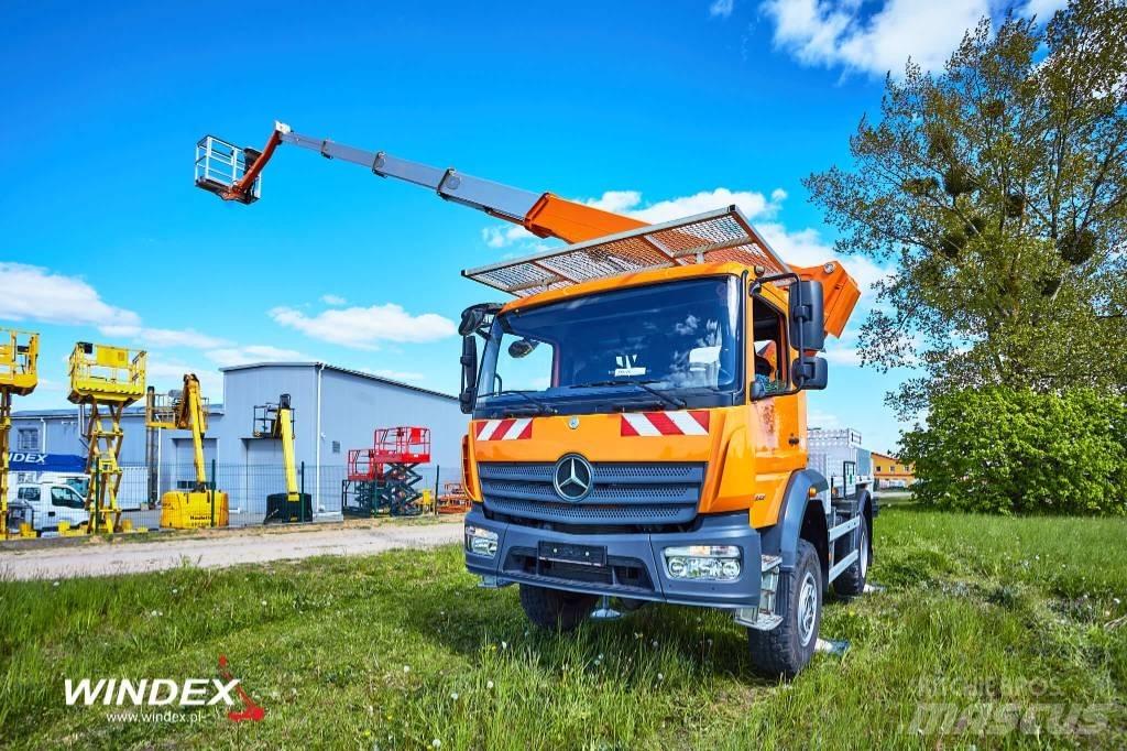 Palfinger P 250 BK Piattaforme autocarrate