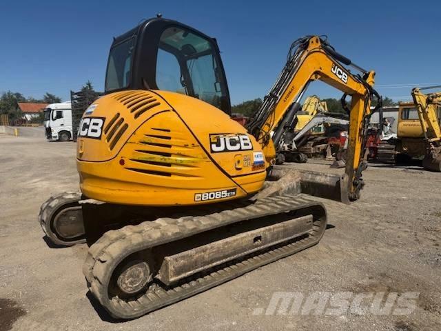 JCB 8085 Escavatori medi 7t - 12t
