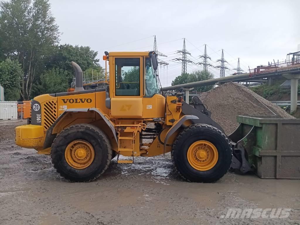 Volvo Radlader L90E Pale gommate