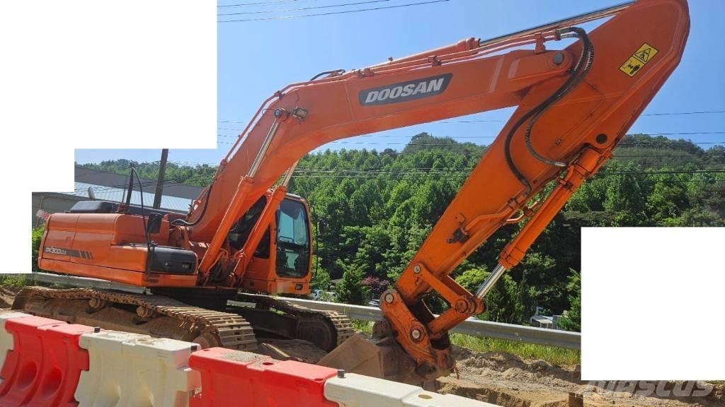 Doosan DX 300 LC Escavatori cingolati