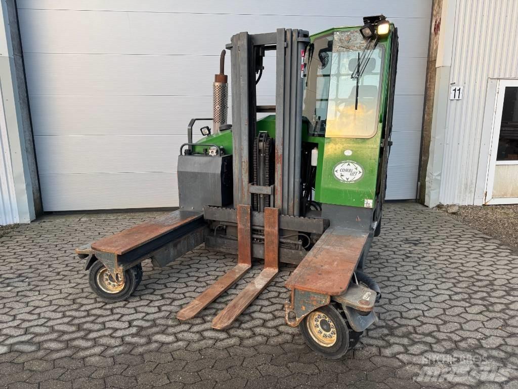 Combilift C 4000 Carrello elevatore retrattile a 4 vie