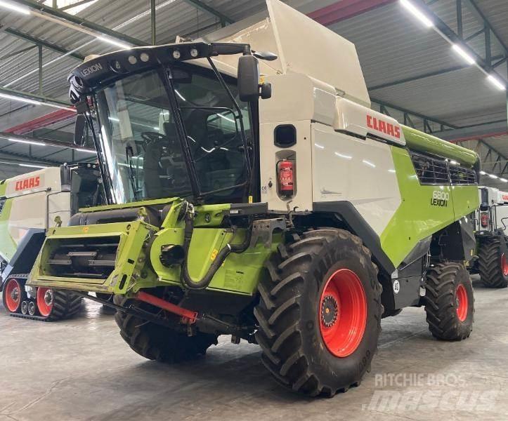 CLAAS LEXION 6800 Mietitrebbiatrici