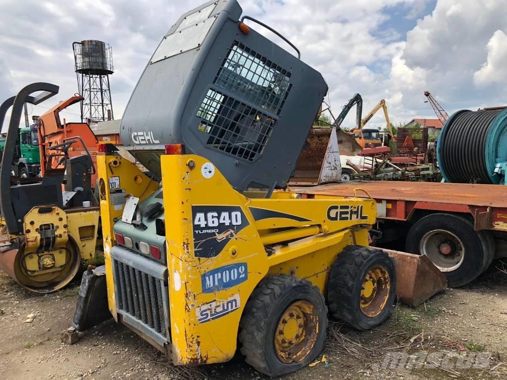 Gehl 4640 FOR PARTS Mini Pale Gommate