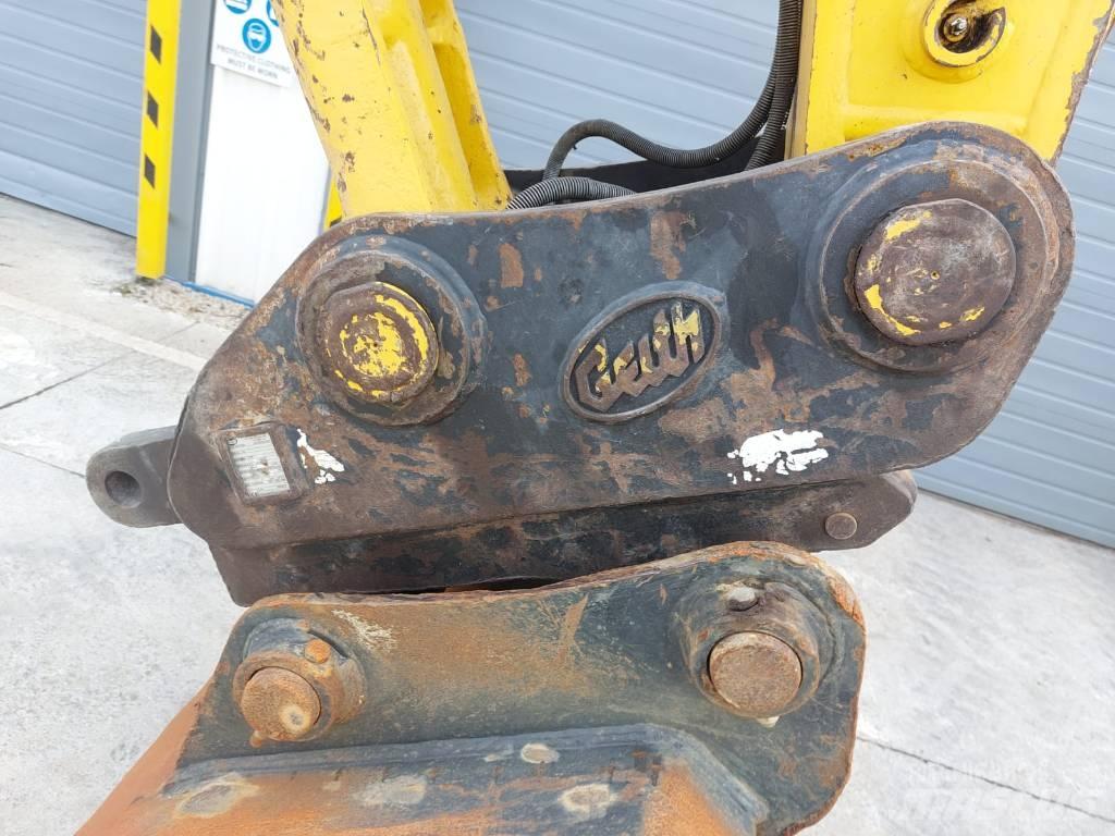 Komatsu PC210LC-10 Escavatori cingolati