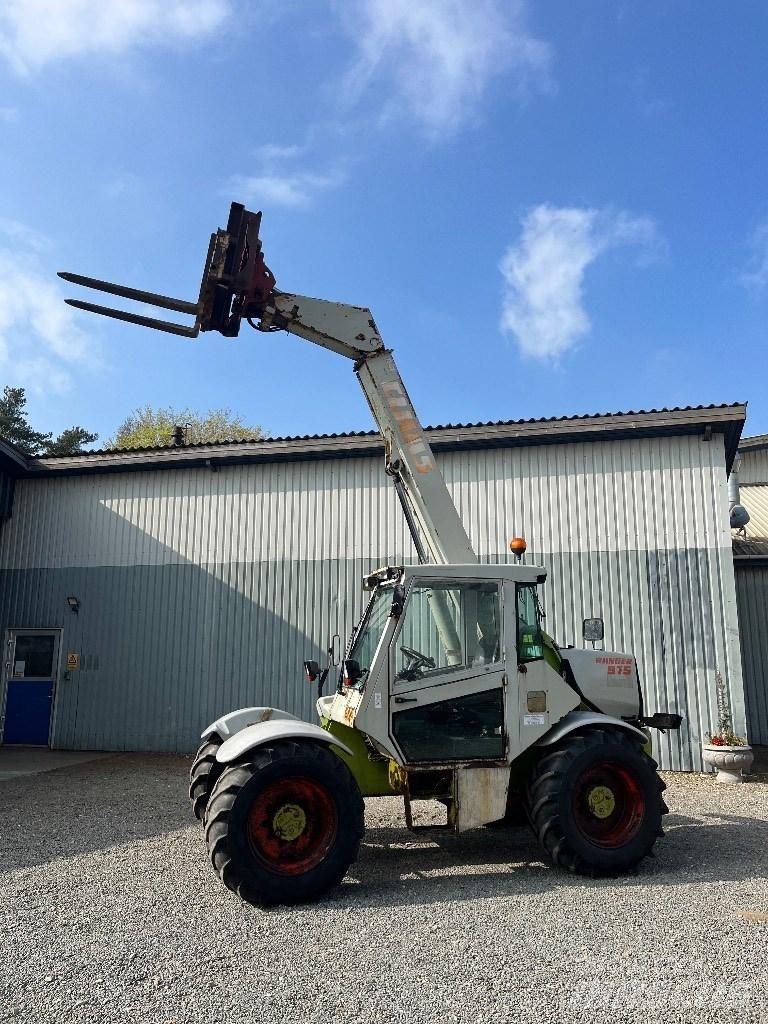 CLAAS Ranger 975 Sollevatori telescopici