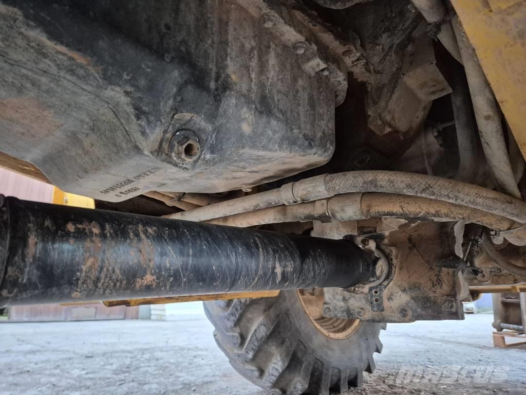 New Holland LB 110 B Terne