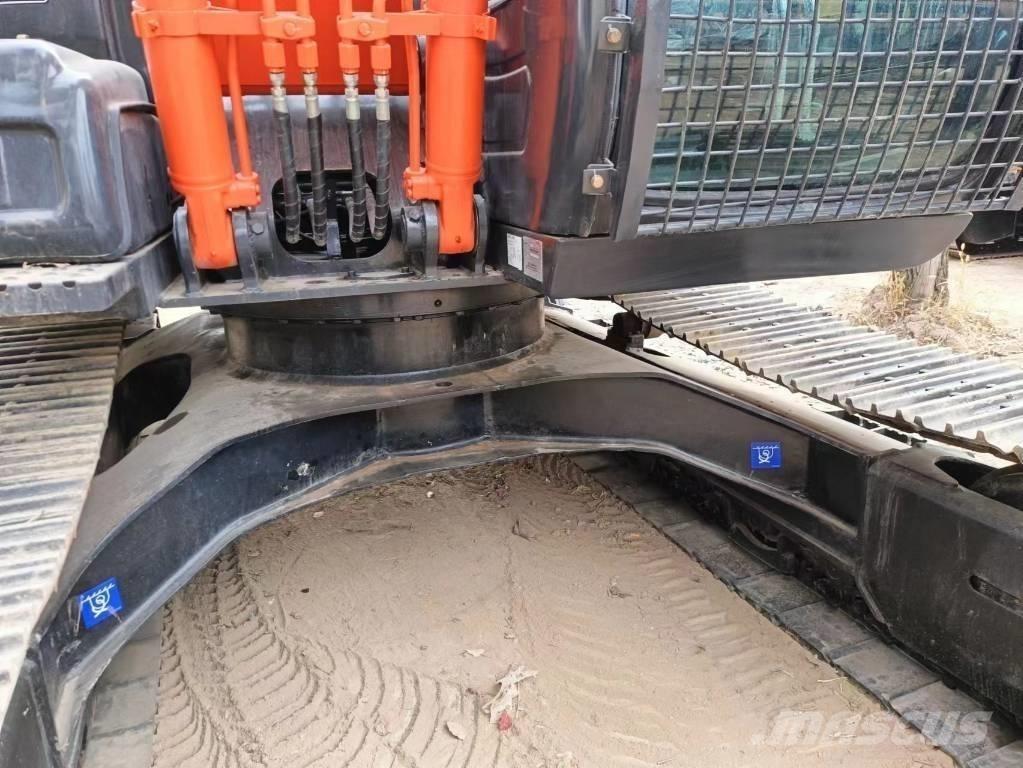 Hitachi ZX120-6 Escavatori cingolati