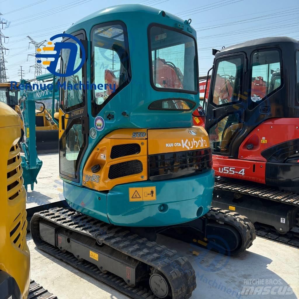 Kubota U 25 Miniescavatori