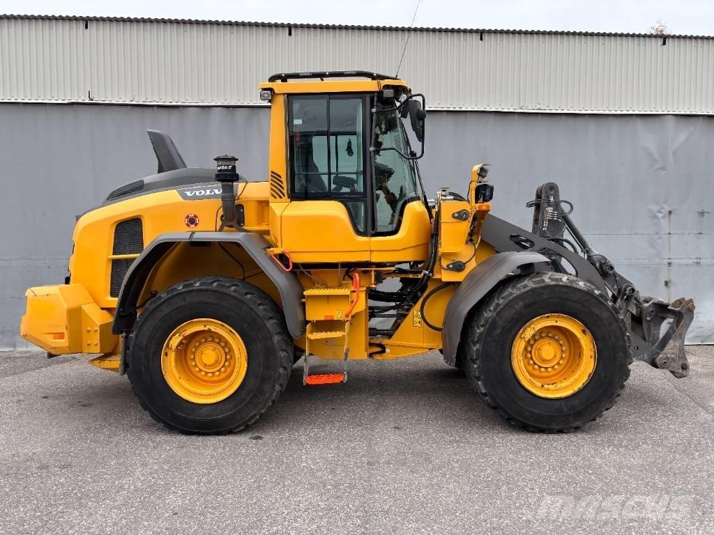 Volvo L 90 H Pale gommate