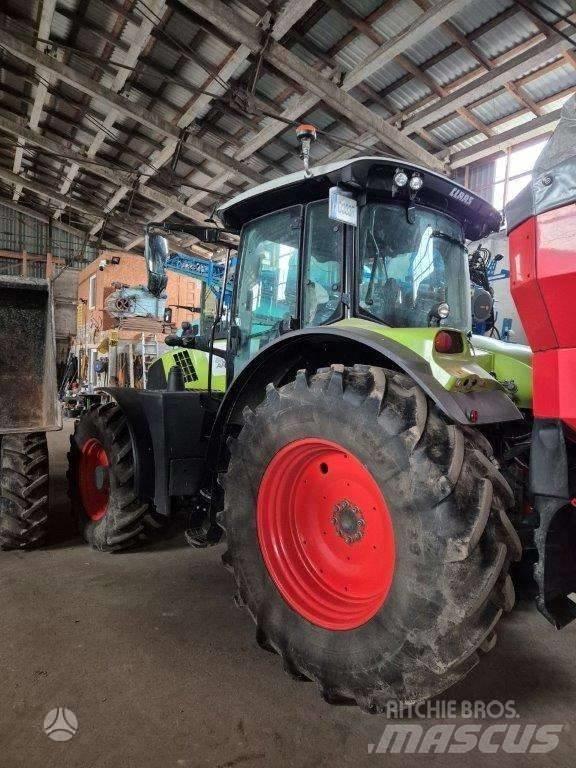 CLAAS Arion 610 CIS Trattori