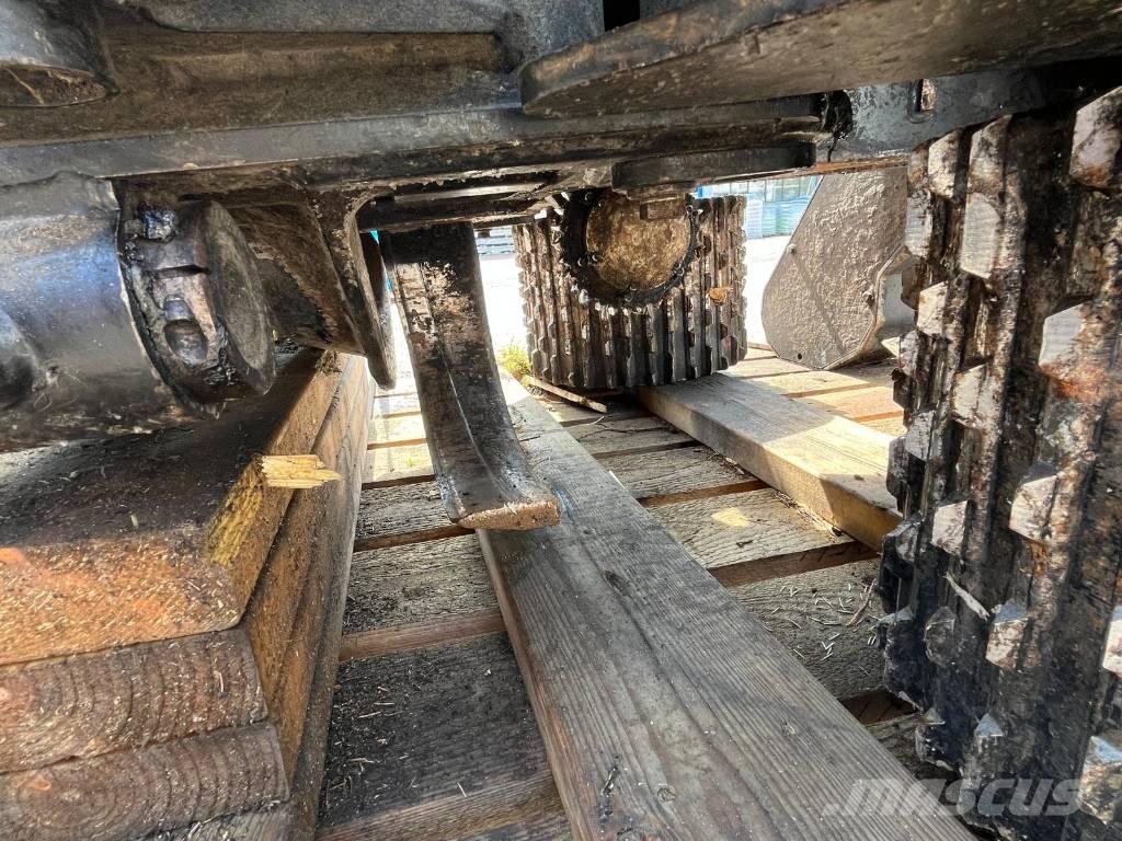 Komatsu S92 Decespugliatrici e trinciatrici idrauliche