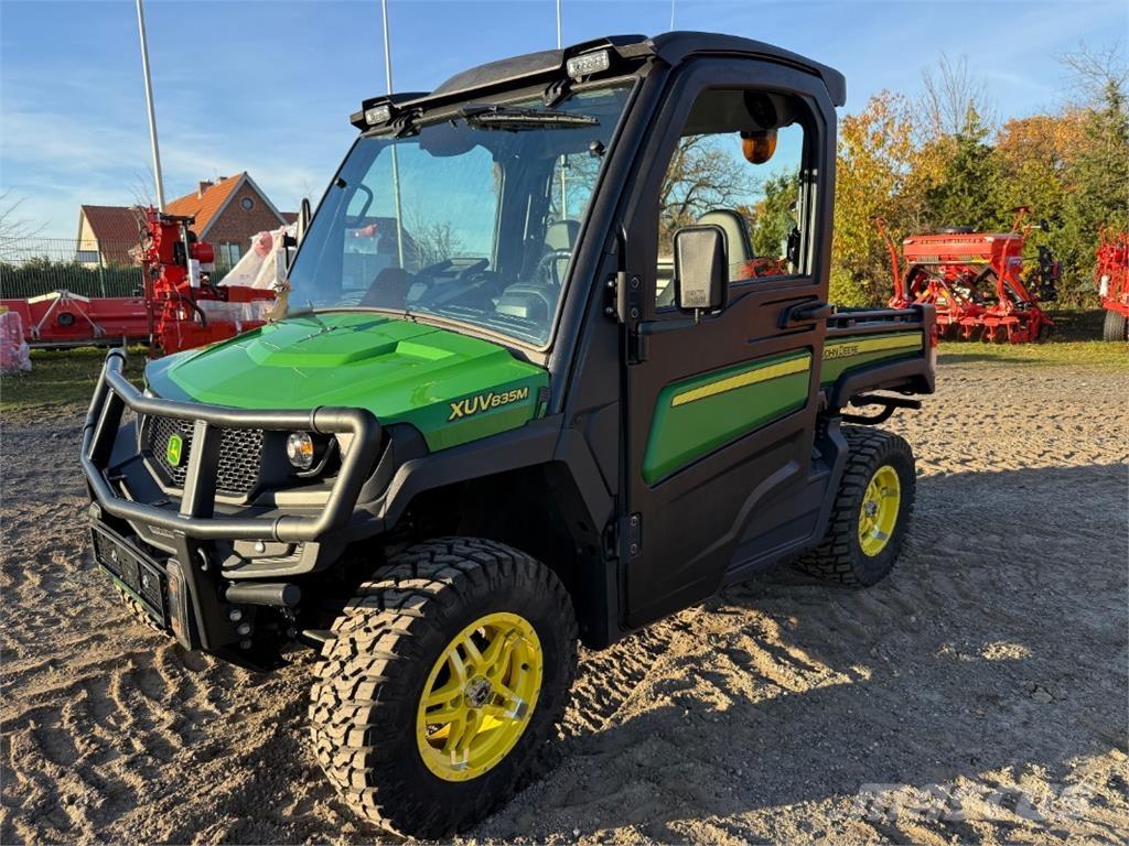 John Deere 835M Agricoltura - Altro