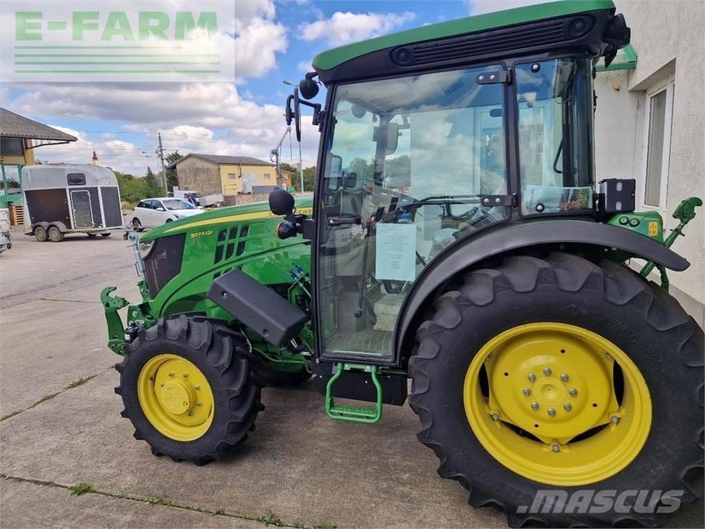 John Deere 5075 GF Trattori