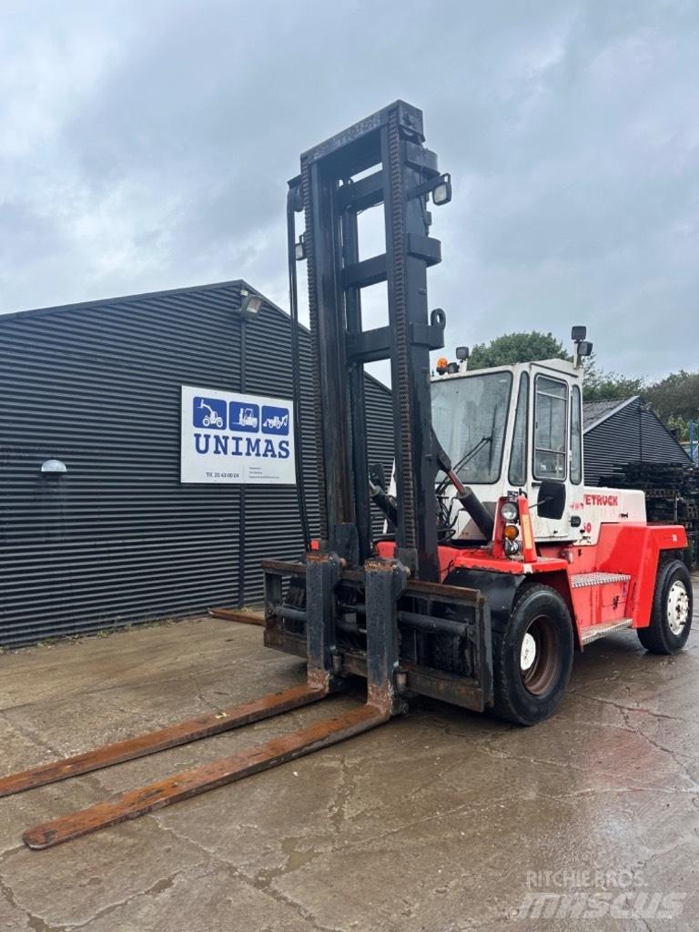 Svetruck 1260-30 Carrelli elevatori diesel