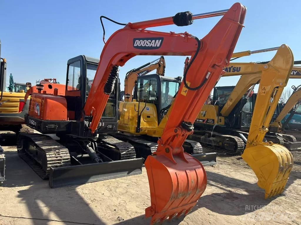 Doosan DH 55 Miniescavatori