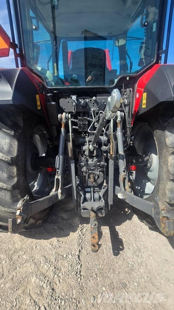 Massey Ferguson 5710 Trattori
