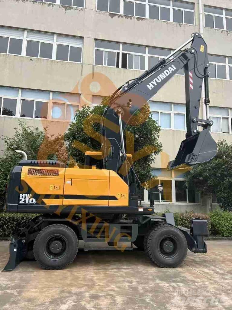 Hyundai HW210 Escavatori gommati