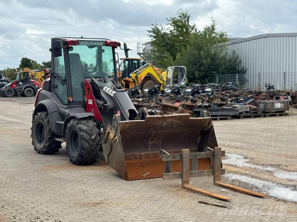 Mecalac AF 1200 Pale gommate