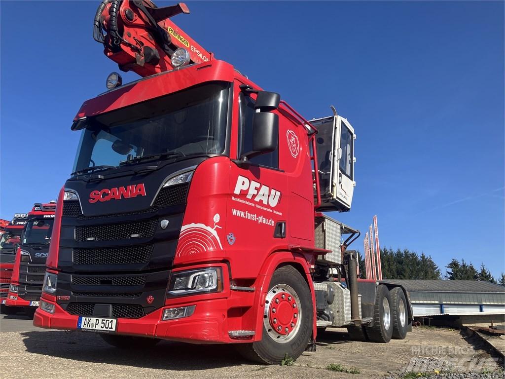 Scania R 590 Camion trasporto legname