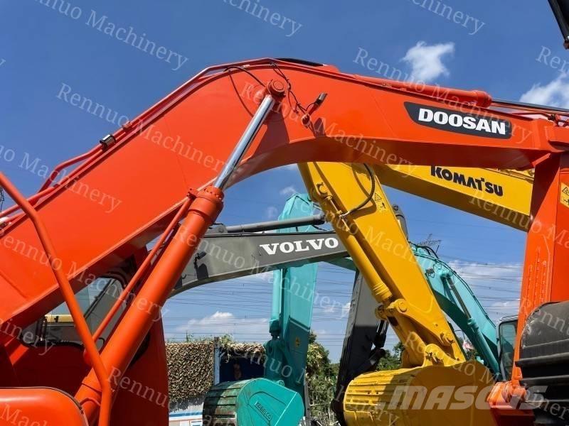 Doosan DH 300 LC-7 Escavatori cingolati