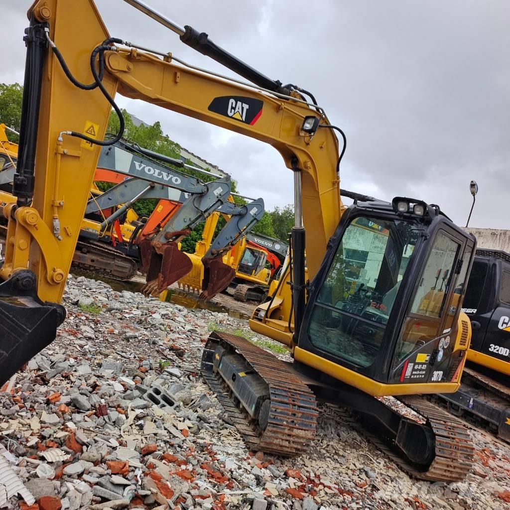 CAT 307 D Escavatori medi 7t - 12t