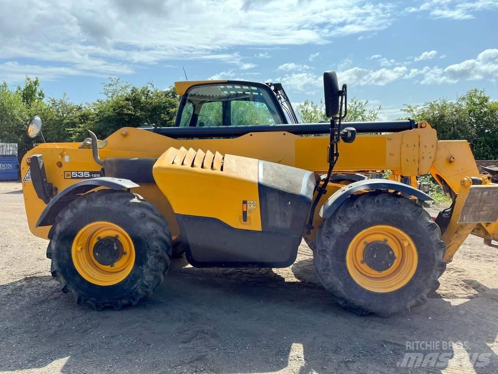 JCB 535-125 Pale gommate telescopiche