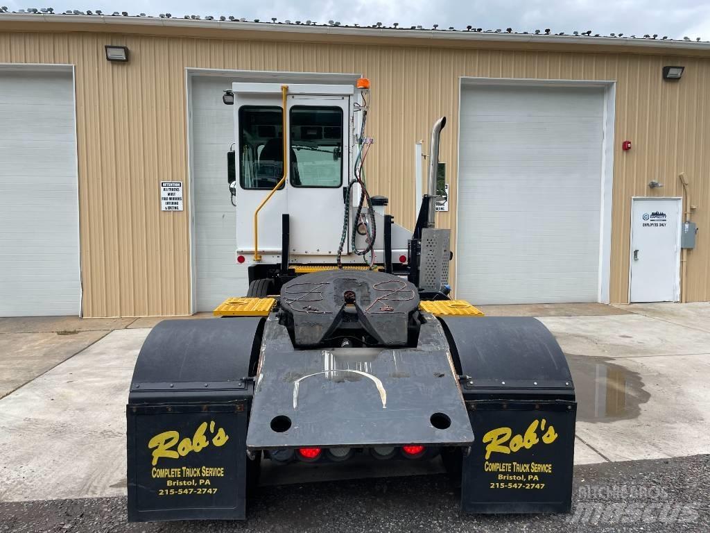 Capacity TJ5000 Trattori portuali