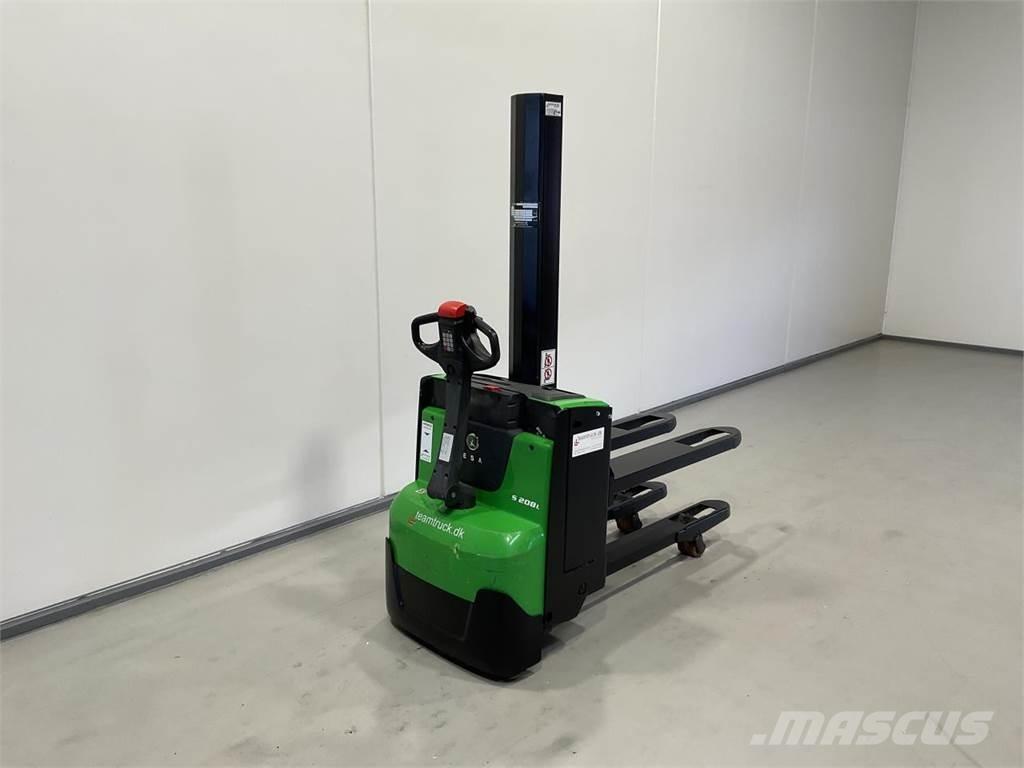 Cesab S208L Carelli stoccatori  automatici-usati