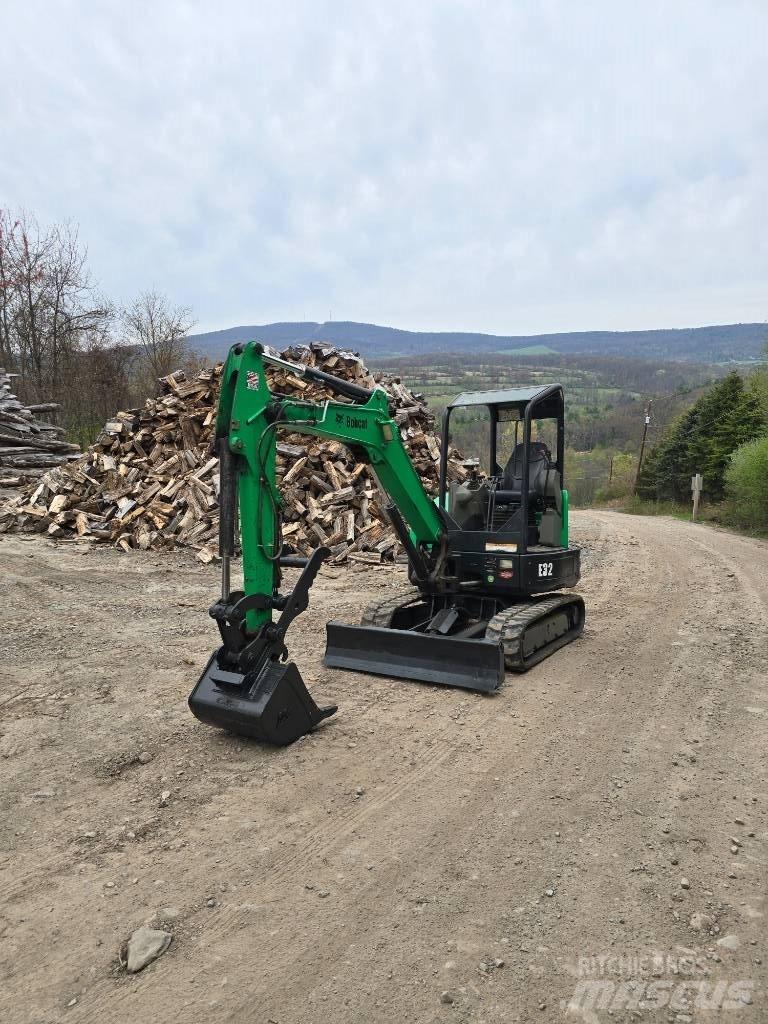 Bobcat E 32 Miniescavatori