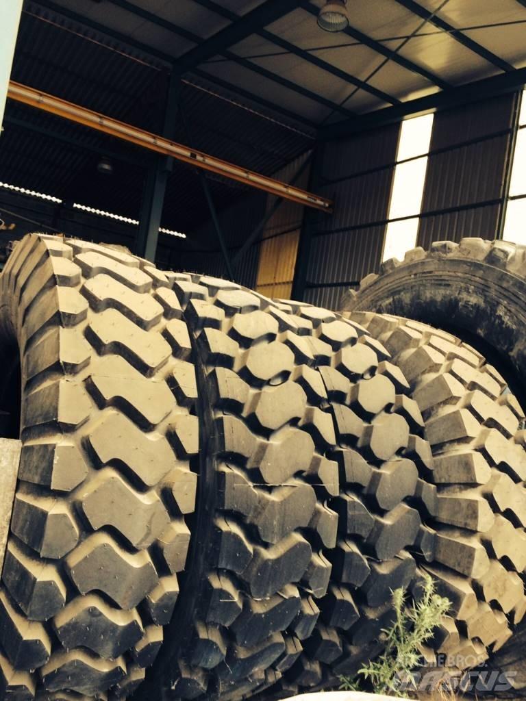 Goodyear 18R35 Pneumatici, ruote e cerchioni