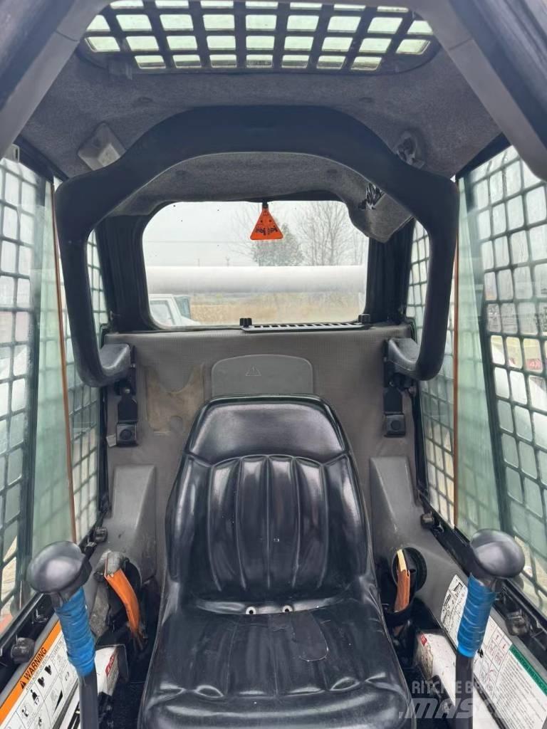 Bobcat S 300 Mini Pale Gommate