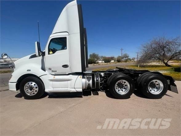 Kenworth T680 Motrici e Trattori Stradali