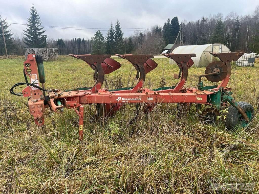Kverneland EM 85 Aratri